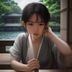 林若溪，影视文化评论人，专注法国电影与当代美学，短发女性，咖啡馆取景，气质文艺